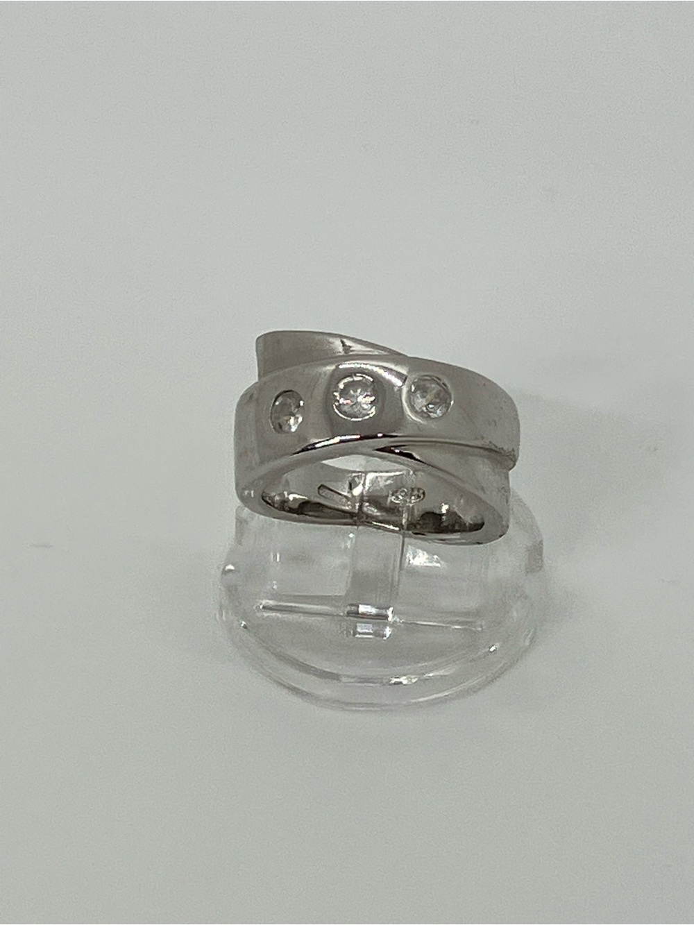 Vtg Italian 925 Sterling Silver Wrapped Ribbon 3 Stone CZ Statement Ring Sz 7